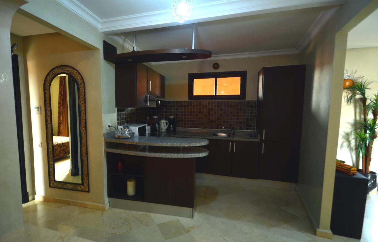 Ferienwohnung Appart Vue Piscine Et Montagne Marrakech Marrakesch Exterior foto